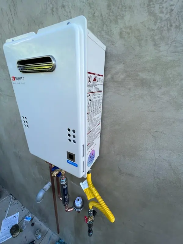 Tankless water heater installation for Tinicum homes